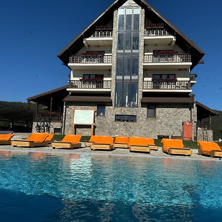 Hotel Poarta Raiului Tău Bistra Esterno foto