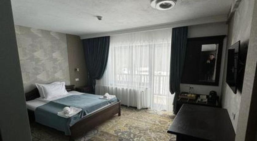 Hotel Poarta Raiului Tău Bistra Esterno foto
