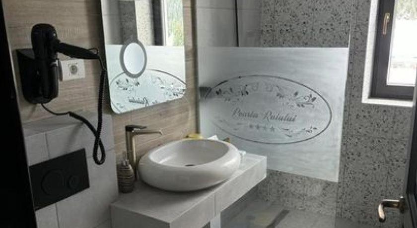 Hotel Poarta Raiului Tău Bistra Esterno foto