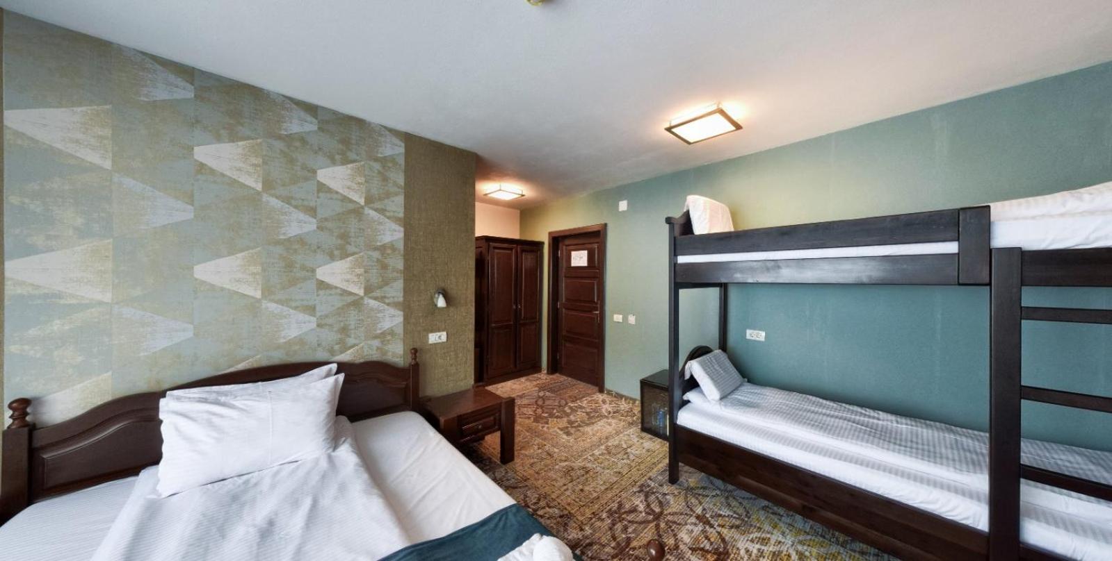 Hotel Poarta Raiului Tău Bistra Esterno foto