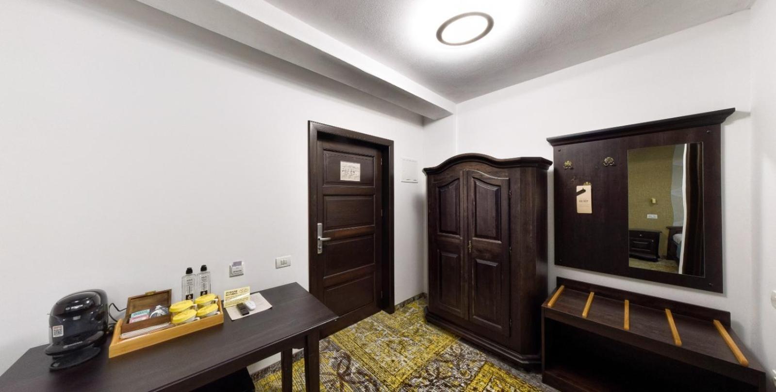 Hotel Poarta Raiului Tău Bistra Esterno foto