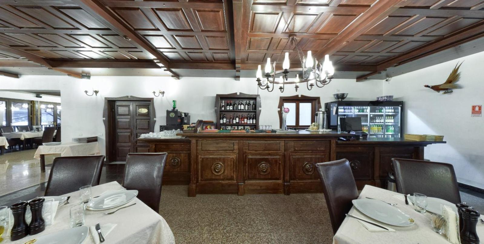 Hotel Poarta Raiului Tău Bistra Esterno foto