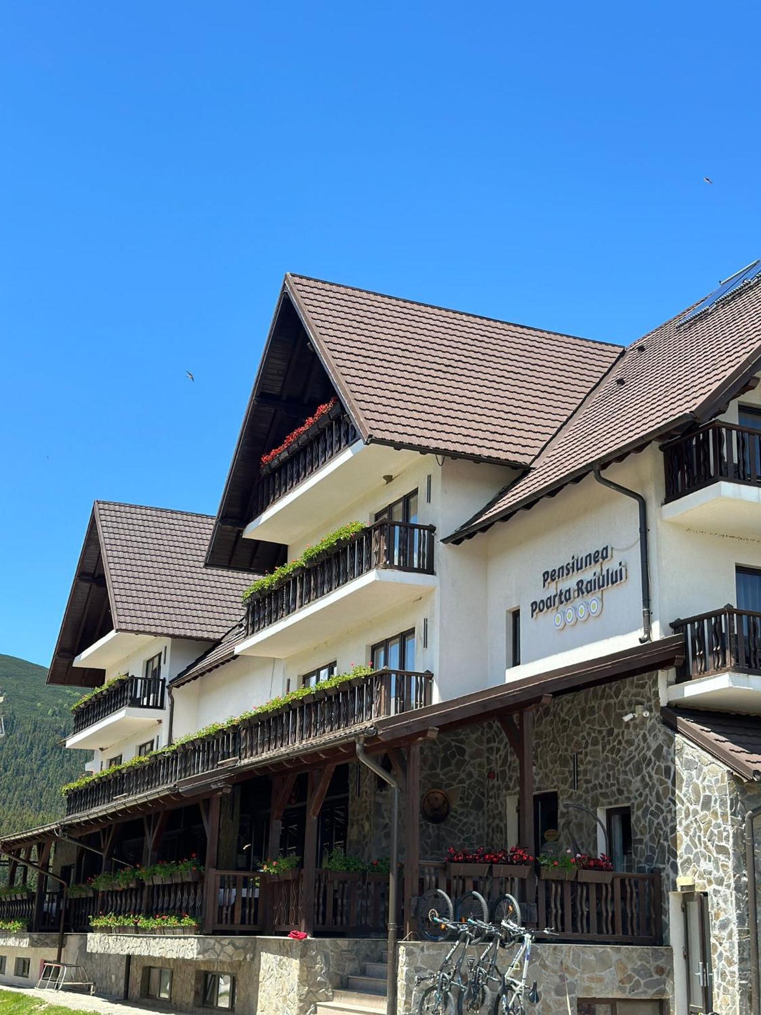 Hotel Poarta Raiului Tău Bistra Esterno foto