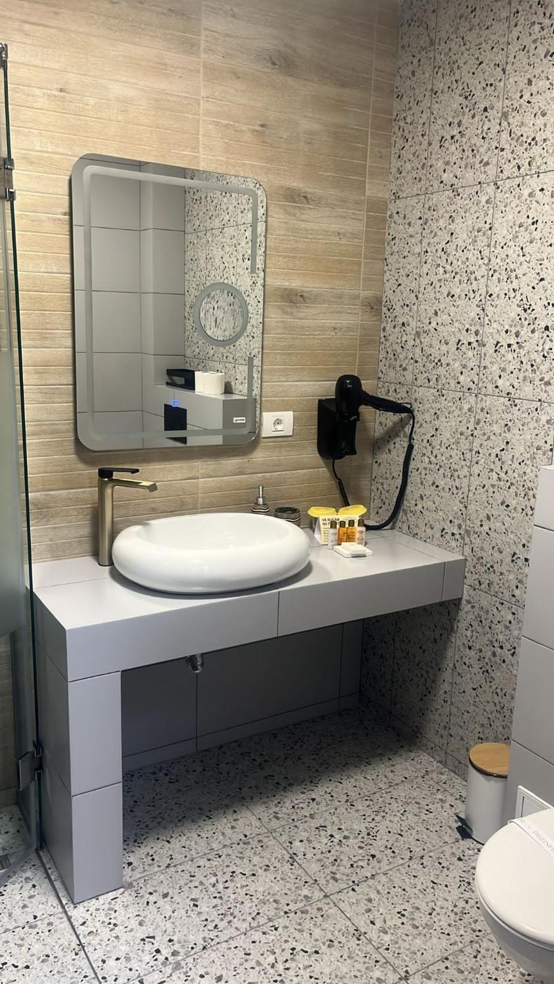 Hotel Poarta Raiului Tău Bistra Esterno foto