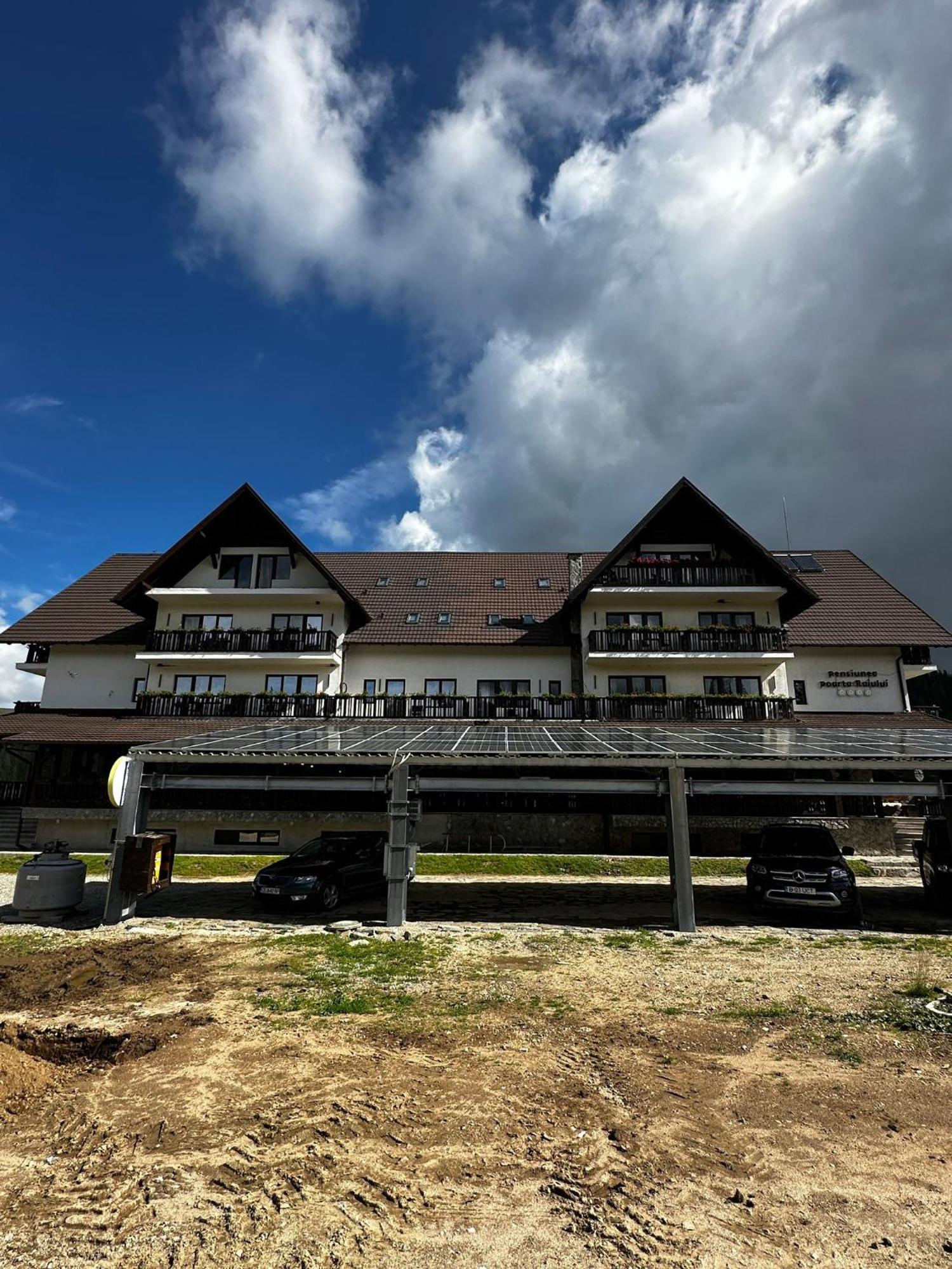 Hotel Poarta Raiului Tău Bistra Esterno foto
