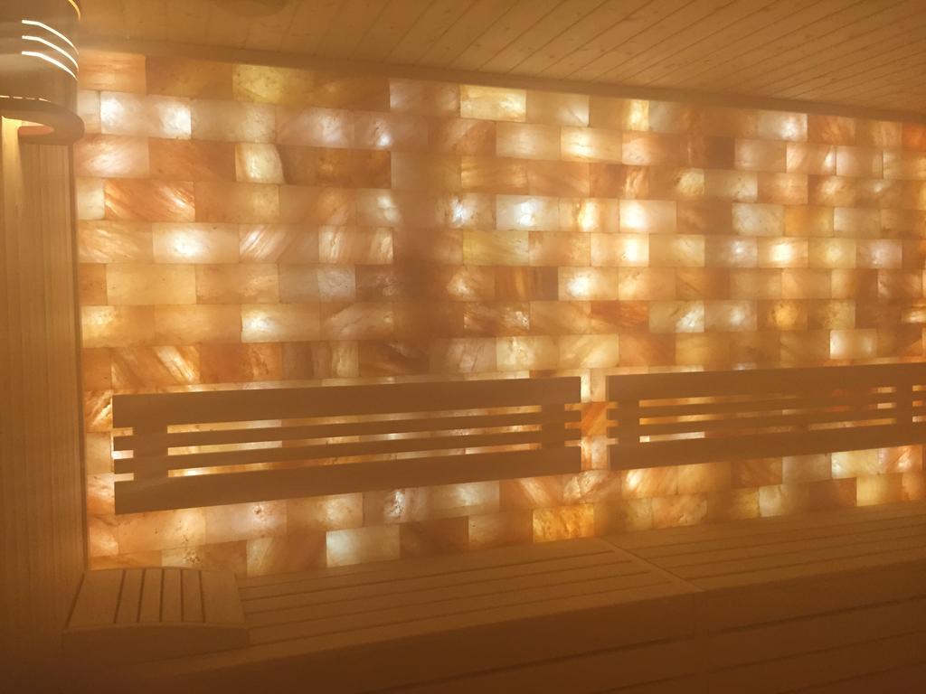 Hotel Poarta Raiului Tău Bistra Esterno foto