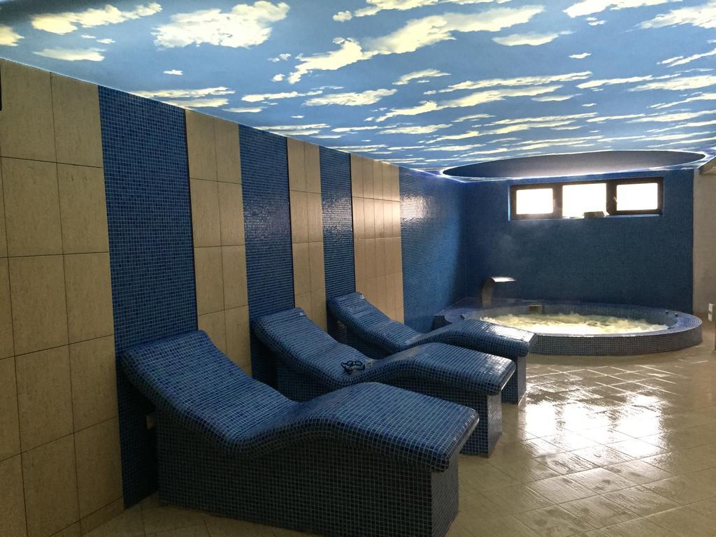 Hotel Poarta Raiului Tău Bistra Esterno foto