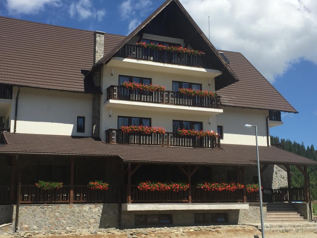 Hotel Poarta Raiului Tău Bistra Esterno foto