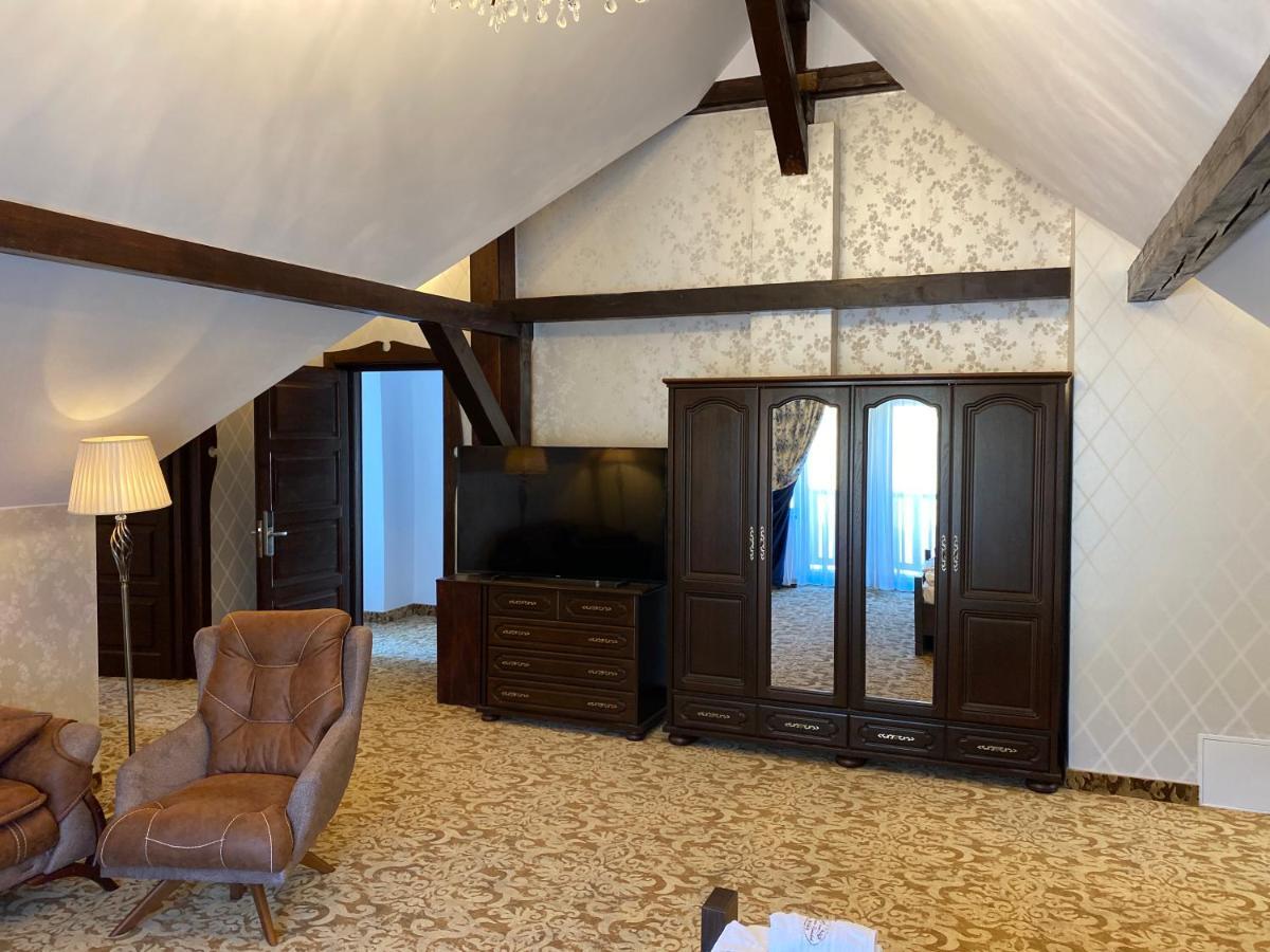 Hotel Poarta Raiului Tău Bistra Esterno foto
